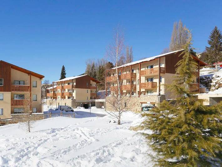 Camping pour 4 personnes, avec Balcon/Terrasse ainsi que Balcon et Terrasse