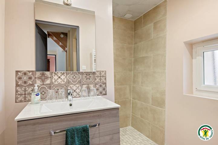 Gîte pour 4 personnes, avec jardin à Saint-Jouin-Bruneval - 4