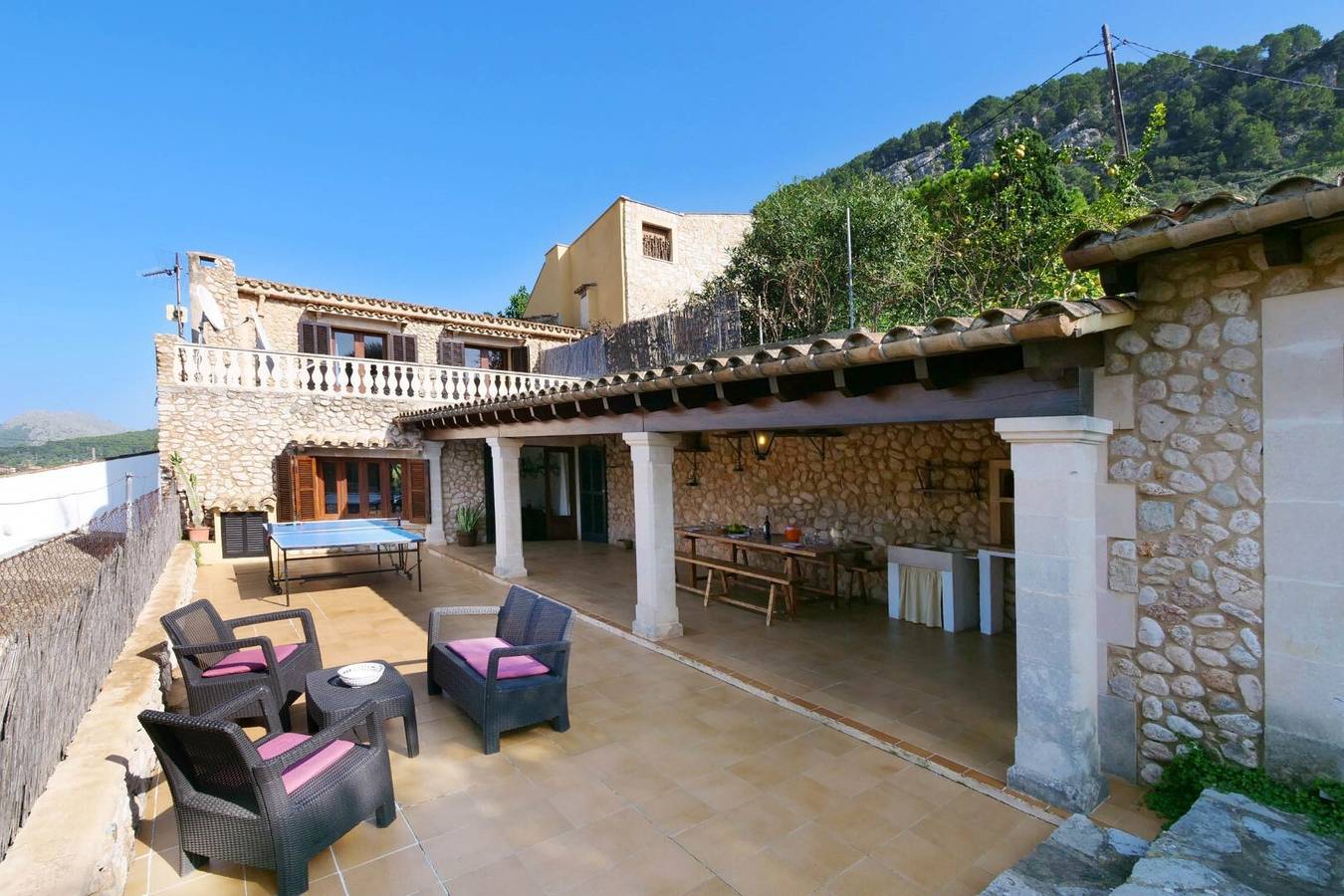 Ferienhaus 'Can Moragues' mit Bergblick, Wlan und Klimaanlage in Pollença Stadt, Pollença