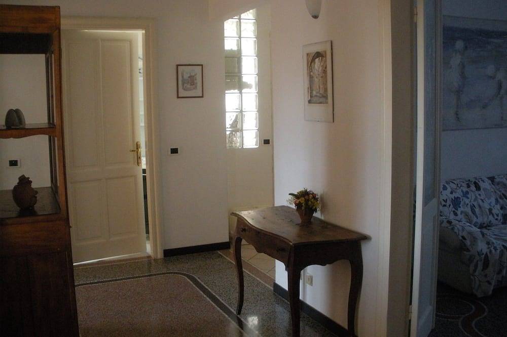 Entire apartment, Comfortable apartment three minutes' walk from the Citra Sea 009057-Lt-0365 in Spotorno, Riviera di Ponente