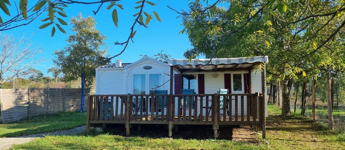 Camping pour 6 personnes, avec Jardin