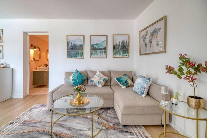 Gîte pour 4 personnes, avec piscine ainsi que vue et jardin à Aureville - 4