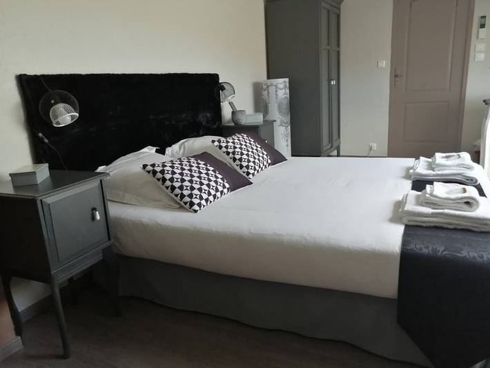 Chambre d’hôte pour 4 personnes, avec piscine et jardin, animaux acceptés à Carcassonne - 4