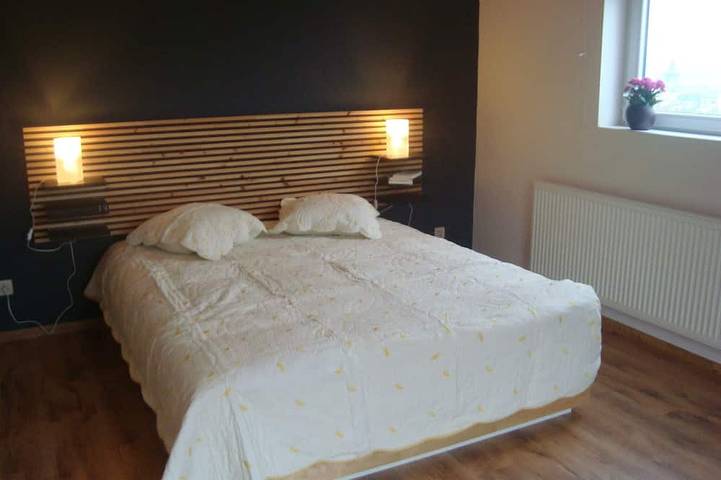 Gîte pour 14 personnes, avec jacuzzi et terrasse ainsi que sauna et jardin à Nassogne - 3