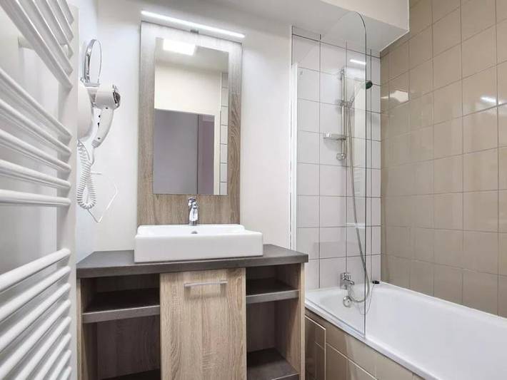 Camping für 6 Personen, mit Sauna und Balkon, mit Haustier in Alpes-de-Haute-Provence - 4