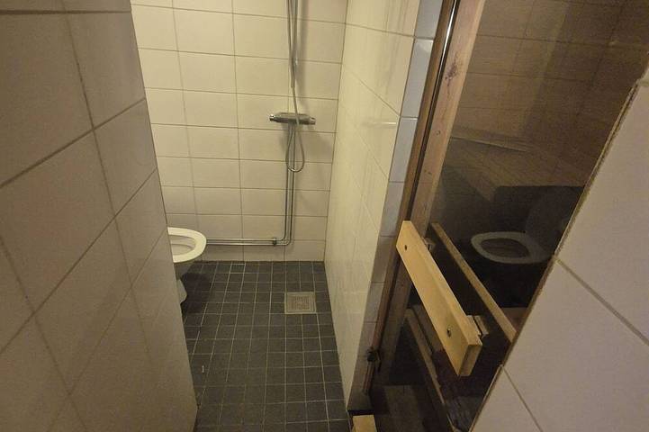 Ganze Wohnung, 124 m² Gästeapartment zentral gelegen mit Sauna und eigenem Eingang in Bottenwiek