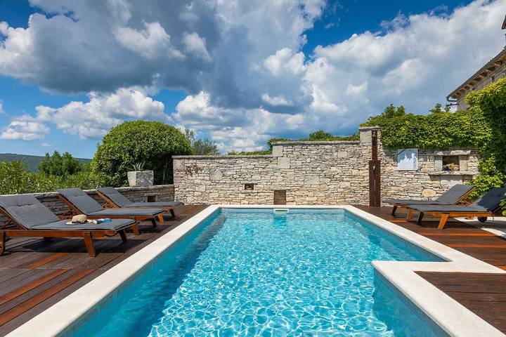 Villa for 6 personer med pool in Raša, Istrien Østkysten