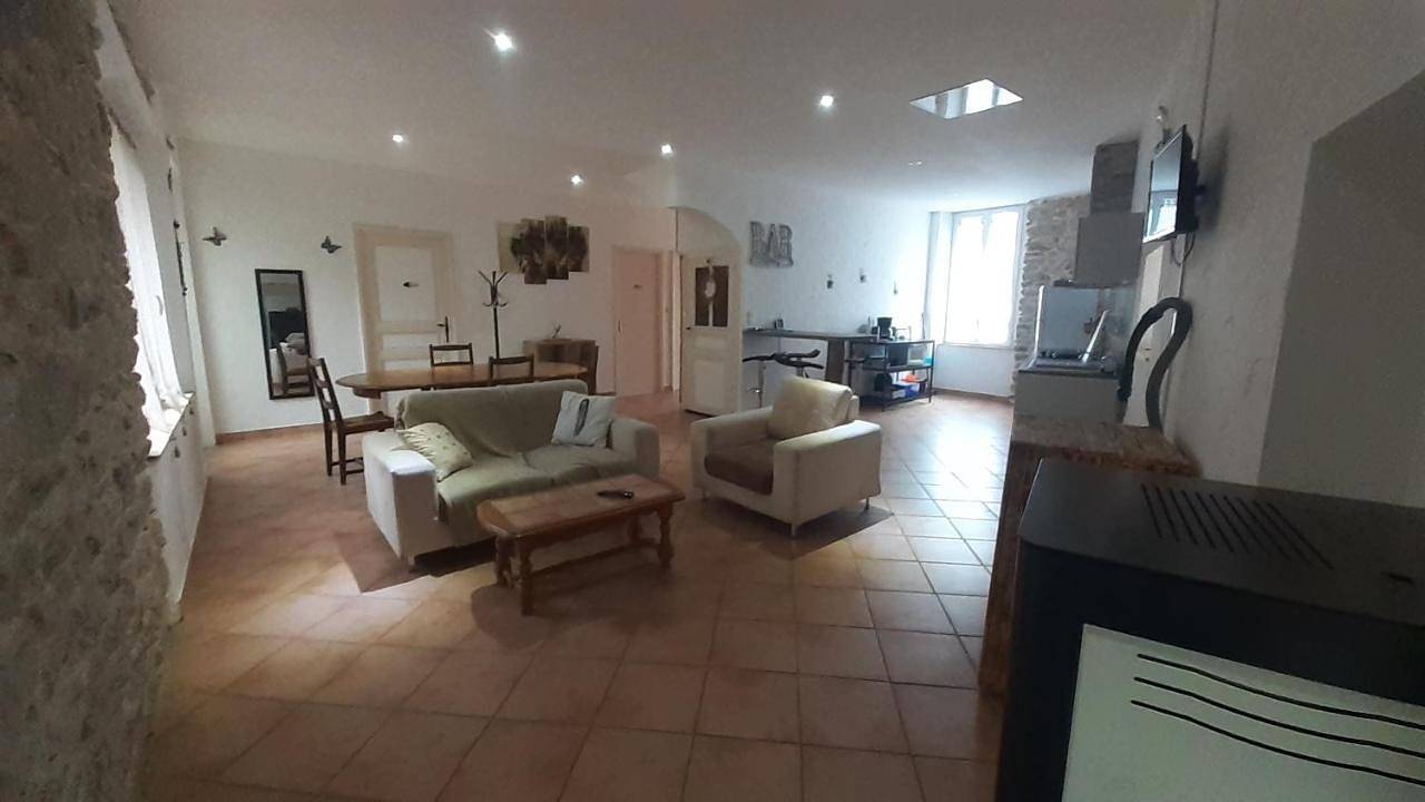 Appartement entier, Appartemment situé a lacaune les bains in Lacaune, Région de Lacaune