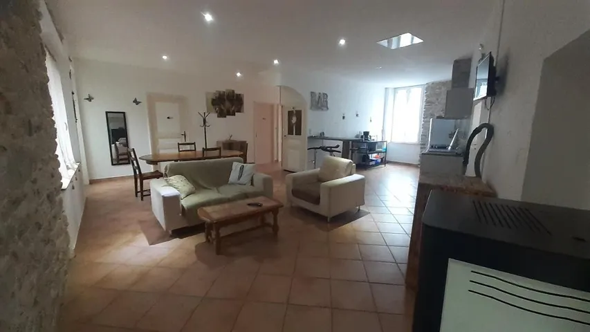 Apartamento de vacaciones para 5 personas, con jardín y vistas - 1