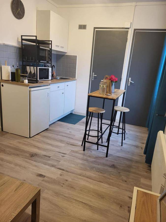 Appartement entier, One-Bedroom Apartment in Lens, Région de Lens