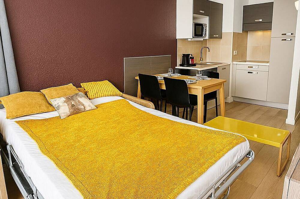 Apartamento entero, T3 in the heart of Valberg, close to the slopes, heart of the resort, heated swimming pool in Péone, Nizza Region