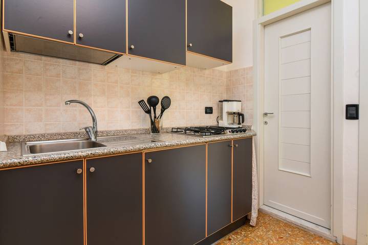 Ferienwohnung für 4 Personen, mit Seeblick, mit Haustier am Gardasee - 2