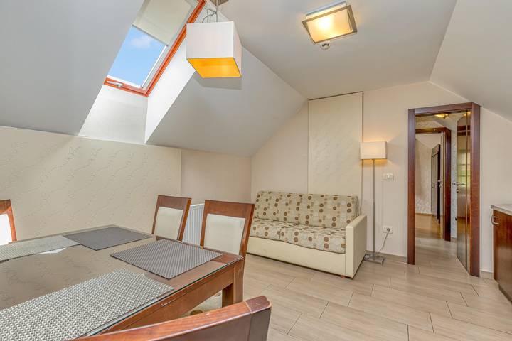 Gîte pour 6 personnes, avec piscine et terrasse, animaux acceptés dans Brežice - 3