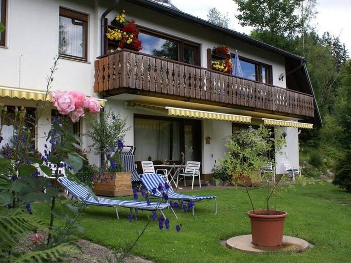 Ferienwohnung für 2 Personen, mit Garten in Hinterzarten