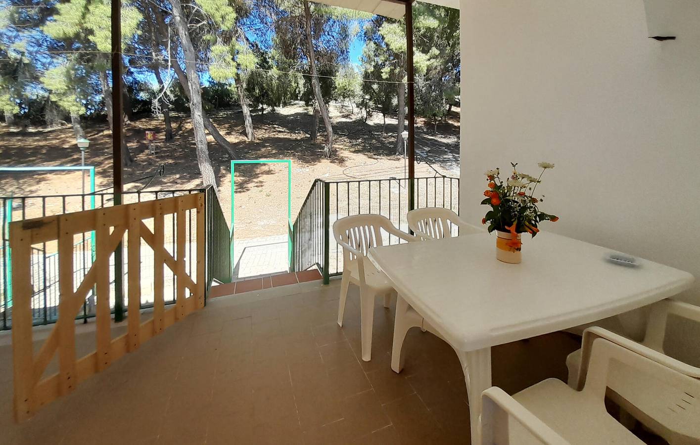 Apartamento vacacional entero, Encantador apartamento con piscina, aparcamiento, aire acondicionado y terraza a 2,5 km de Chiesiola in Vieste, Gargano