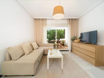 Holiday Apartment for 2 People in Nueva Andalucía, Marbella, Photo 2