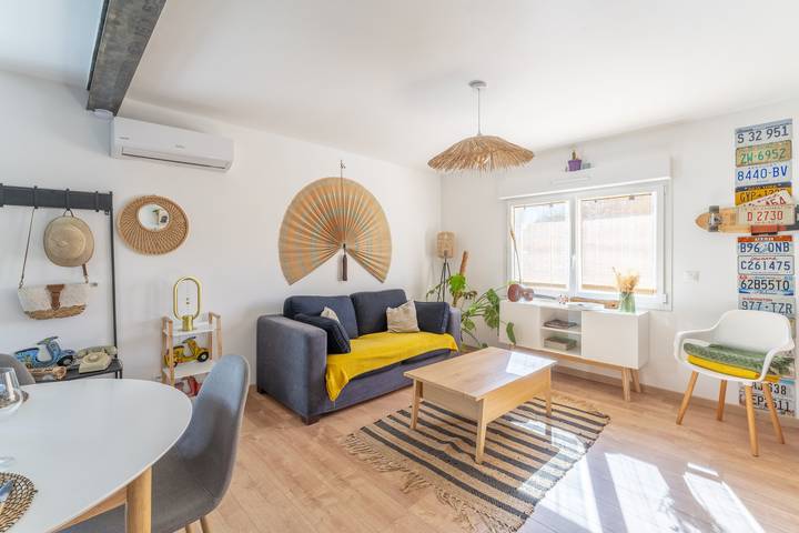 Maison de vacances pour 2 personnes, avec jardin ainsi que balcon et jacuzzi, animaux acceptés à Orange