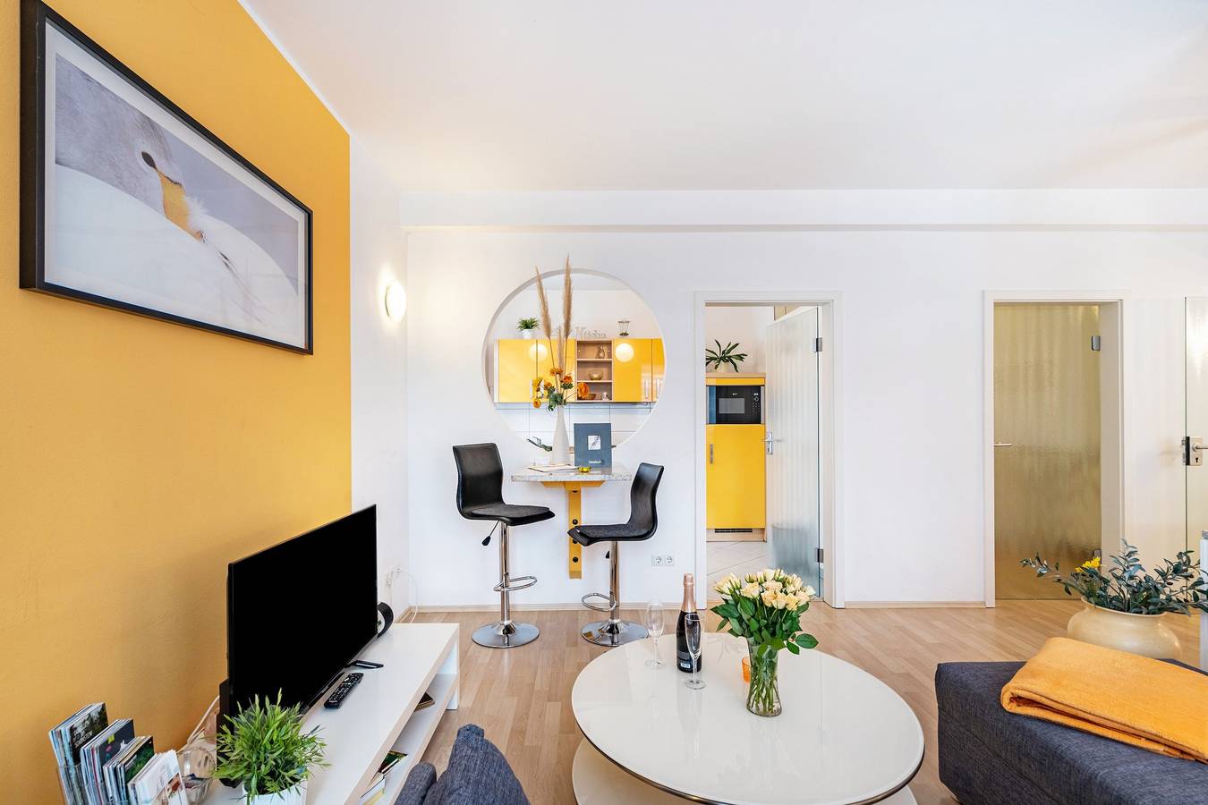 Ganze Wohnung, Ferienwohnung 'City Apart Dresden - 3' mit Wi-Fi in Dresden-Neustadt, Dresden