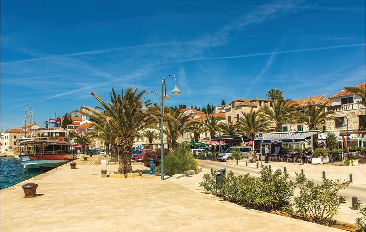 Location de vacances pour 4 personnes, avec terrasse à Rogoznica - 3