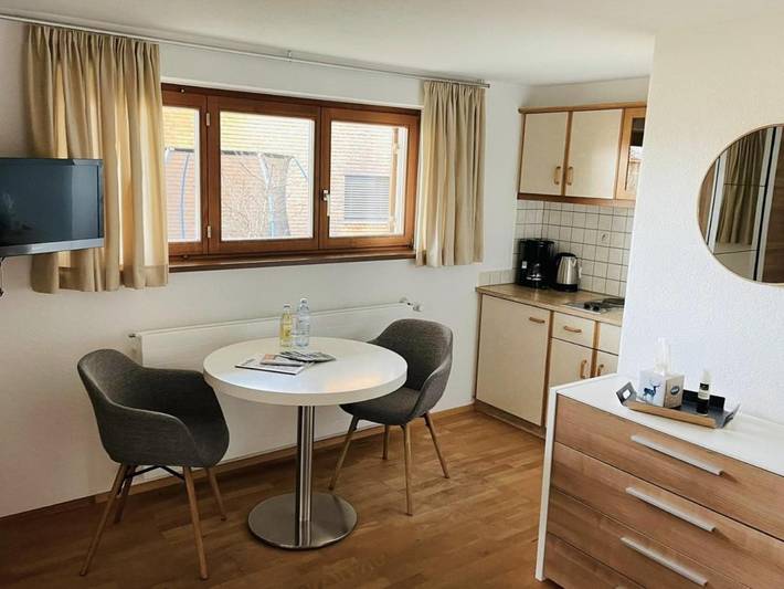 Ferienwohnung für 2 Personen, mit Terrasse und Garten sowie Ausblick in Dornbirn
