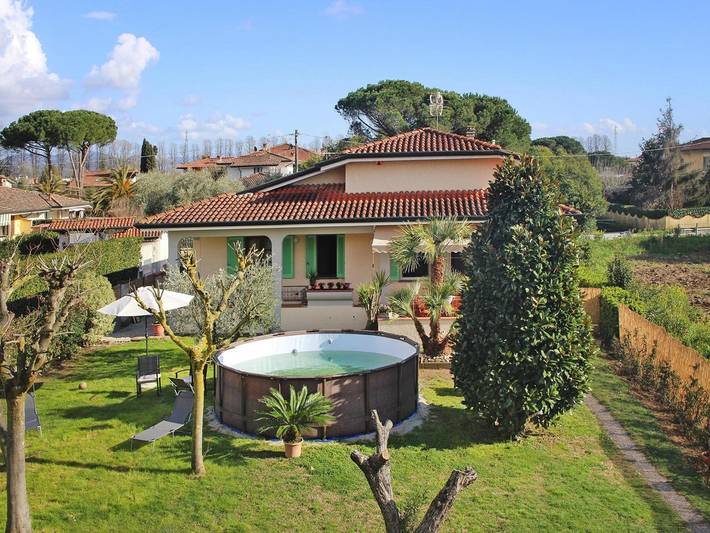 Ferienhaus für 6 Personen, mit Garten und Terrasse sowie Pool, mit Haustier an der Versilia - 2