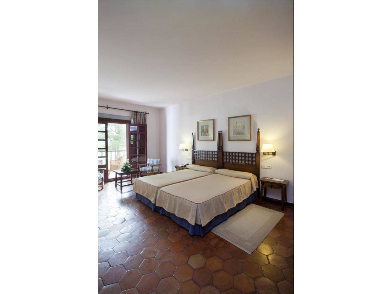 Hotel para 10 personas con jardín in Albacete, Provincia de Albacete