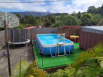 Location de vacances pour 12 personnes, avec piscine et terrasse à Le Tampon (Réunion)