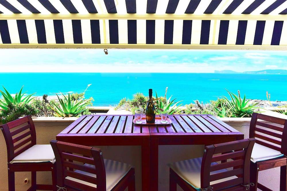 Geheel appartement, Alghero licht penthouse Aan Zee 3 terras 2 badkamers 2 Aantal slaapkamers Wifi Netflix Appltv in Alghero, Provincie Sassari