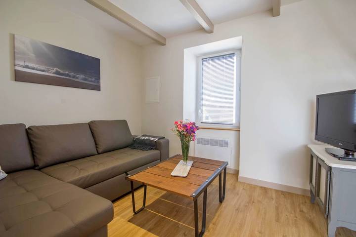 Gîte pour 4 personnes, avec jardin et terrasse à Plouhinec (Morbihan) - 2