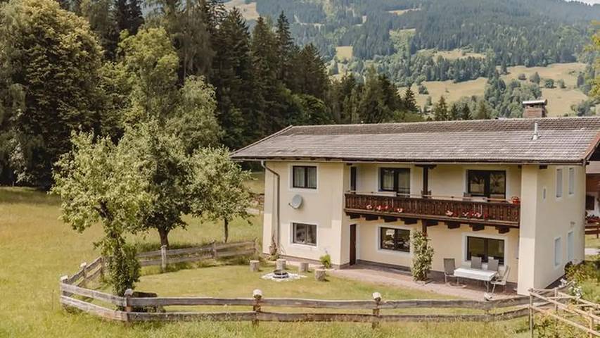 Hütte für 7 Personen, mit Garten, mit Haustier in Saalfelden am Steinernen Meer