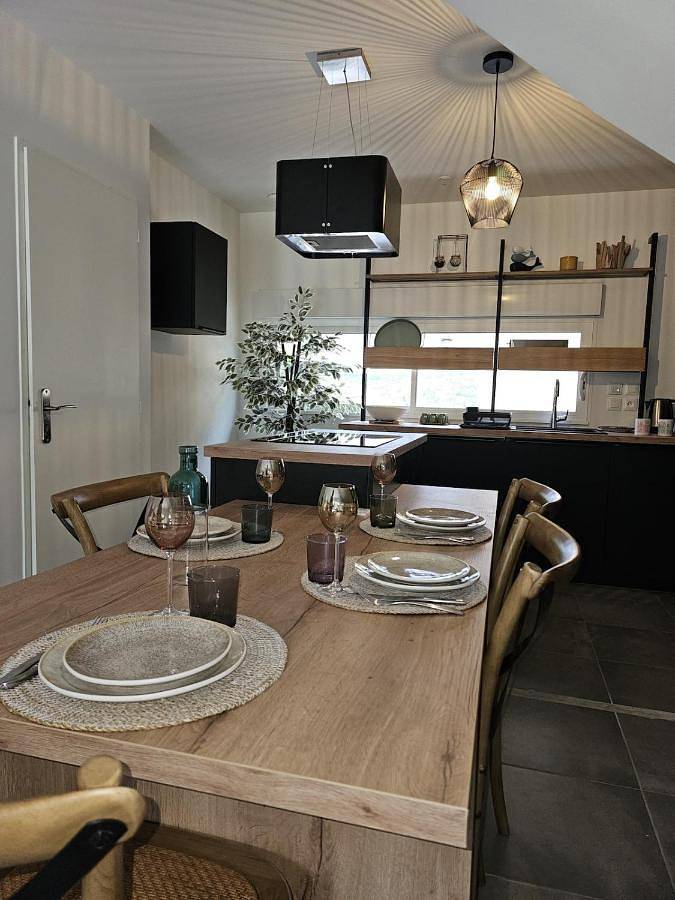 Gîte pour 4 personnes, avec terrasse à Hauterives - 3