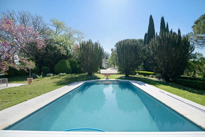 Chambre d’hôtes « Cousin Paul » avec piscine partagée, Wi-Fi et climatisation in Verfeil, Toulouse et ses environs