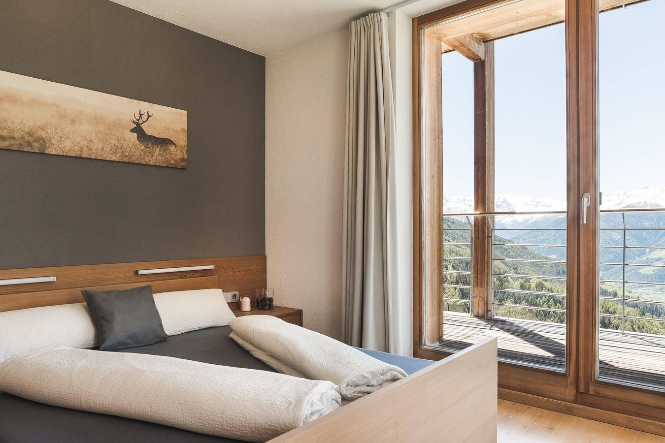 Ganze Ferienwohnung, Panorama Maisonette Ferienwohnung Energie in Südtirol mit fabelhafter Aussicht in Matsch, Mals