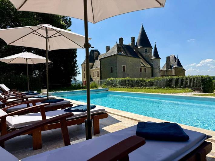 Maison d’hôte pour 2 personnes, avec Terrasse et Jardin ainsi que Piscine et Vue