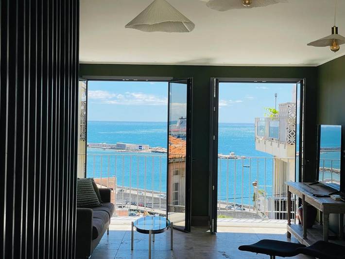 Gîte pour 4 personnes, avec piscine ainsi que vue et balcon dans Port de Sète - 2