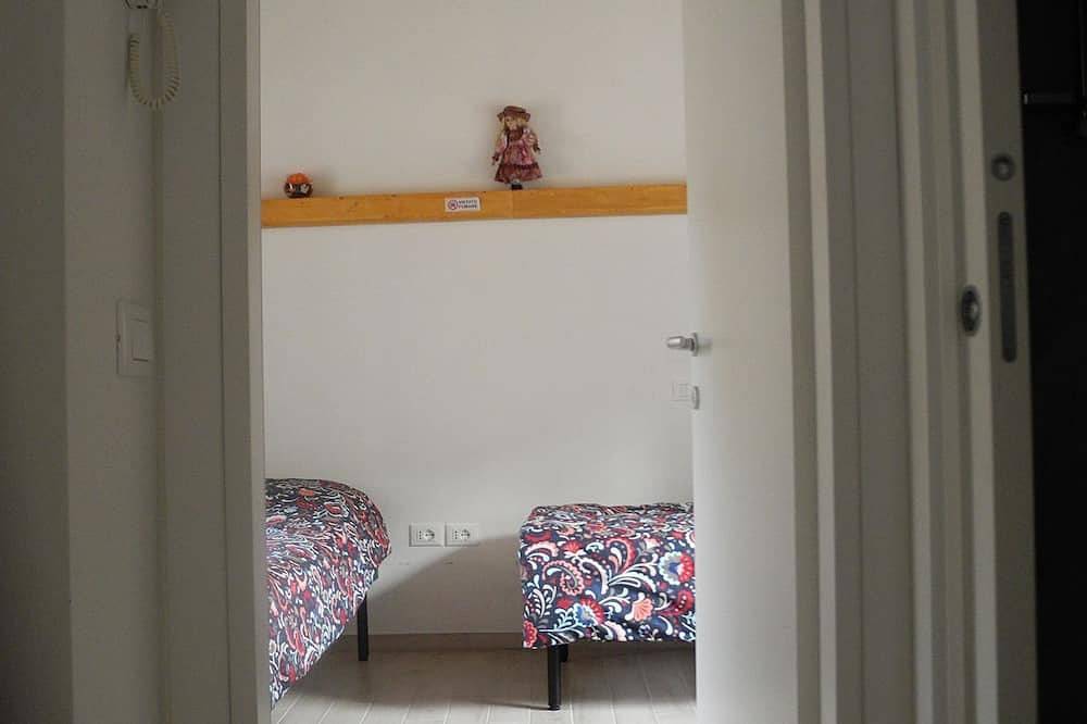 Independent Historic Residence Situated on a charming Renaissance Square in Urbino, Valle del Metauro