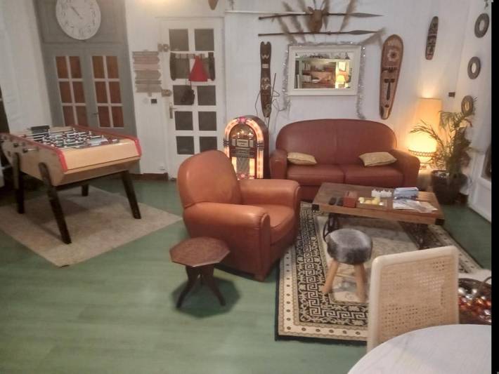 Chalet pour 4 personnes, avec Jacuzzi et Terrasse ainsi que Jardin et Vue