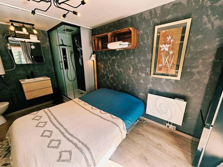 Gîte pour 2 personnes, avec vue et balcon à Saint-Martin-de-Queyrières - 2