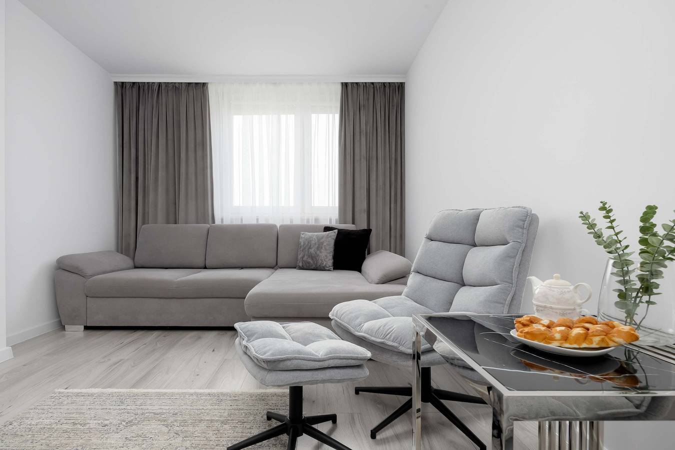 Apartamento entero, Dymińska 2 | Elegant Apartment | Dworzec Gdański in Żoliborz, Varsovia