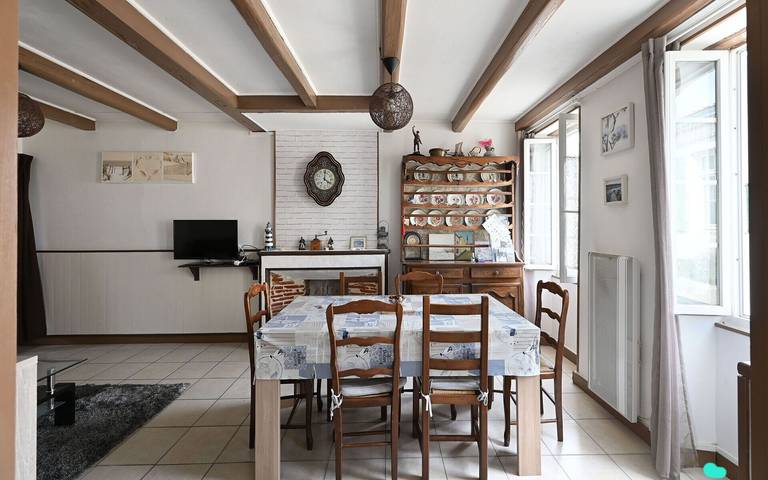 Holiday Home "La Maison des Ormeaux" with Private Terrace and Wi-Fi in Ars-en-Ré, Ile de Re