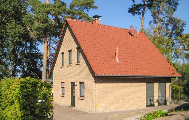 Ferienhaus für 6 Personen, mit Terrasse und Garten sowie Seeblick, mit Haustier an der Müritz - 4