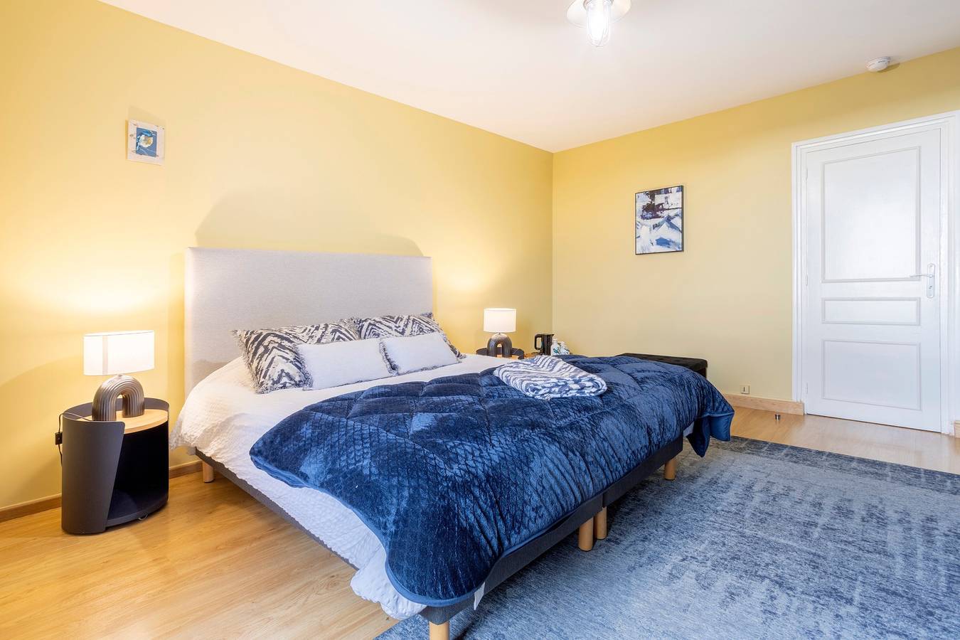 Chambre double Supérieure 'Madame De La Fayette' avec terrasse partagée, jardin partagé et Wi-Fi in Concarneau, Côte de Cornouaille