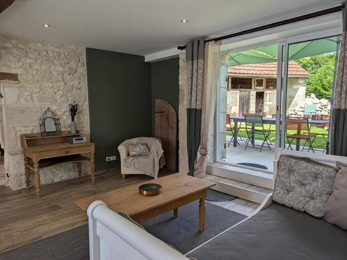 Location de vacances pour 6 personnes, avec terrasse et jardin à Razac-de-Saussignac - 4