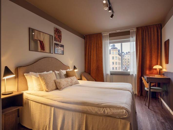 Hotell för 2 Personer, med Terass samt Trädgård och Bastu i Östermalm
