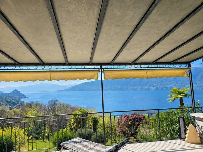 Ferienwohnung für 3 Personen, mit Seeblick und Ausblick sowie Terrasse in Brezzo di Bedero - 4