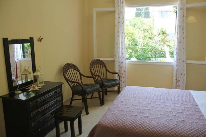 Gîte pour 2 personnes, avec jardin et vue dans Benitses - 4