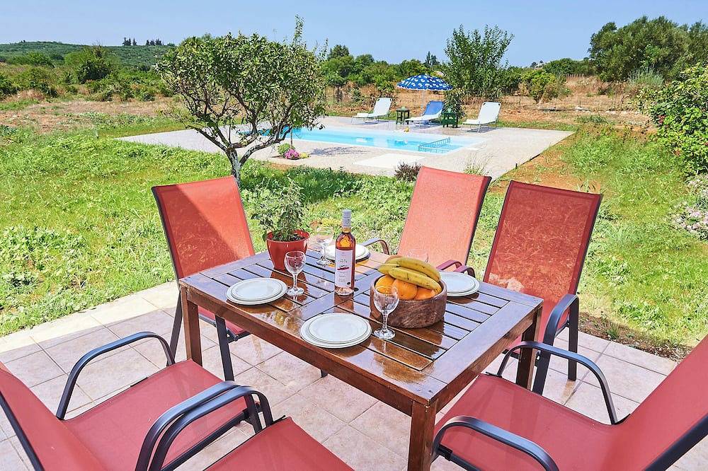 Platanos Stone House I With Shared Pool in Armeni, Chania und Umgebung