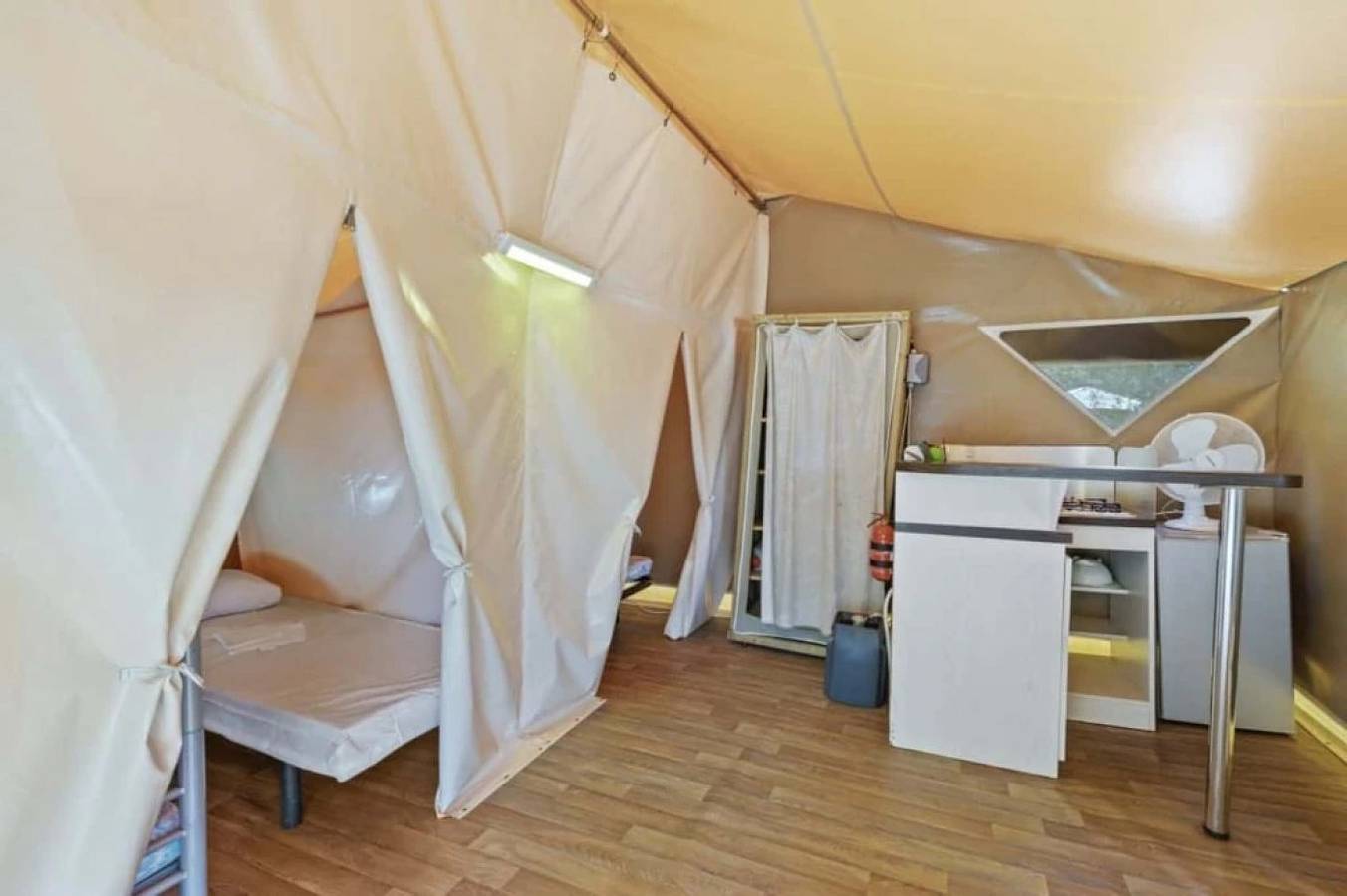 Camping 3 étoiles - Piscine  - ccbgddb in Pianottoli-Caldarello, Arrondissement de Sartène