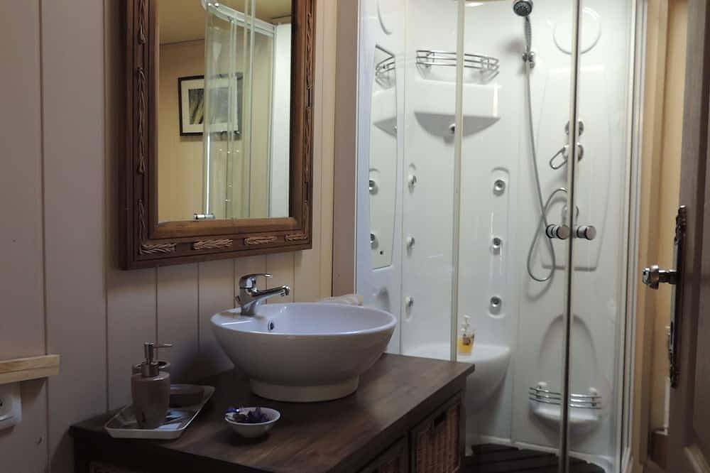 Ganze Wohnung, Kestrel Loft in Gensac, Libourne und Umgebung