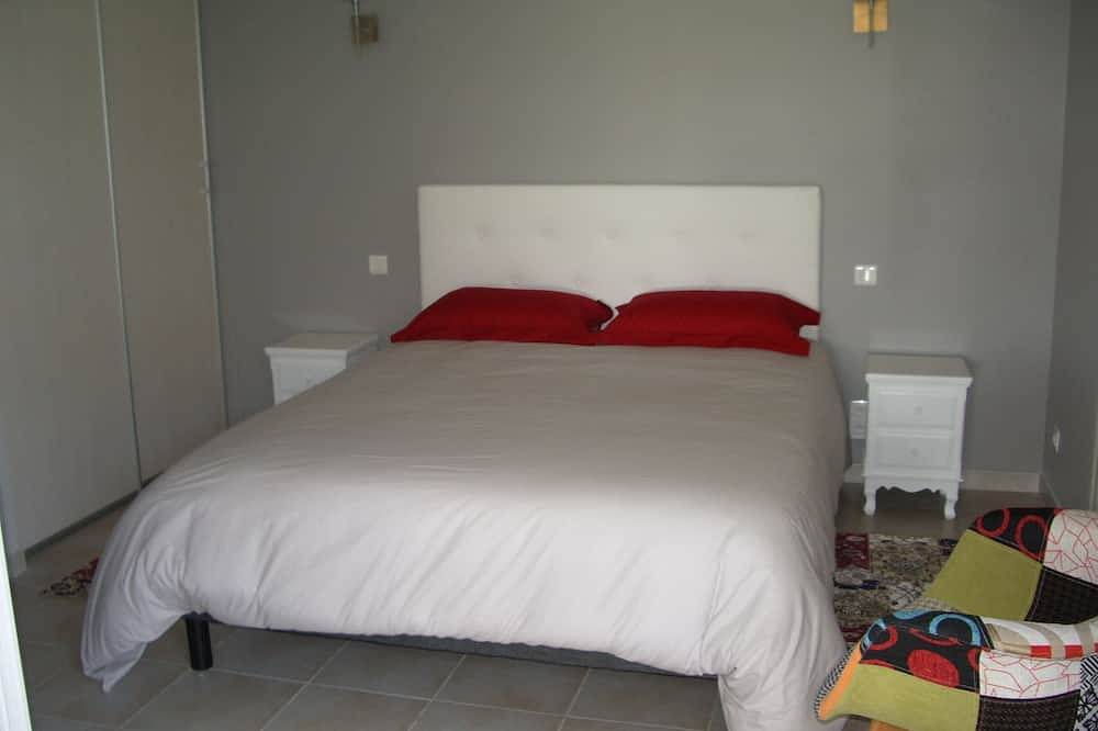 Maison avec jardin arboré in Pujaut, Région de Nîmes